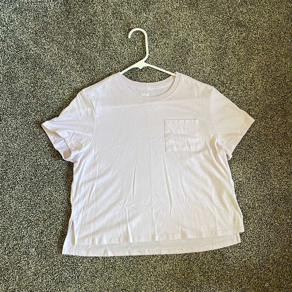 Cropped DSG soft boxy tee. Light lavender in color, comfortable and lightweight.